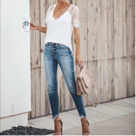 NWT Eyelash Lace Sleeves White V-neck Tee T-Shirt - Picture 6 of 8